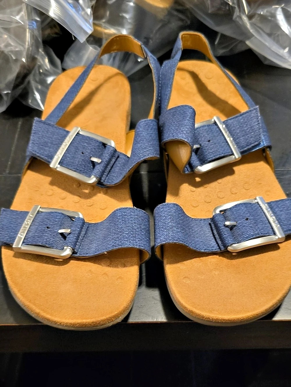 NWOT Vionic Reese Slingback Sandal Buckle Sandals Denim-Look Blue